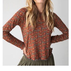 NATURAL LIFE Floral Long Sleeve Top - Red and Orange